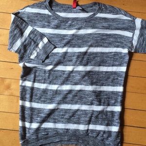 H&M half sleeve sweater